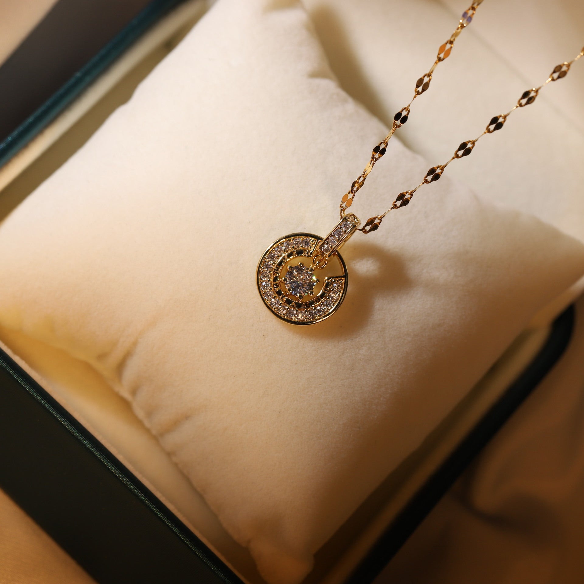 Al por mayor de nuevos collares de amor de acero inoxidable